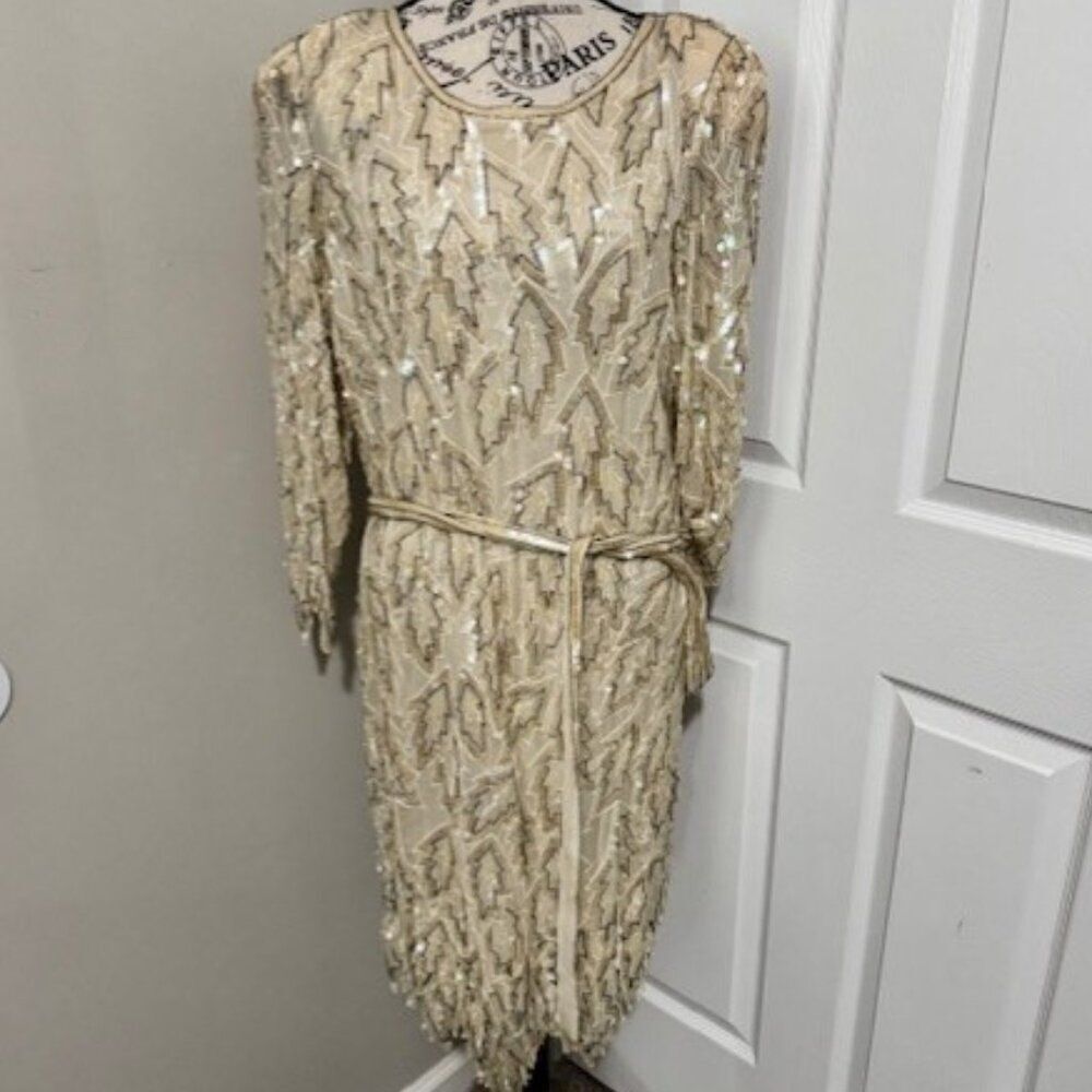 USED Woman's Saks Fifth Avenue Swee Lo Sequined Short Sleeve Full Length Dress